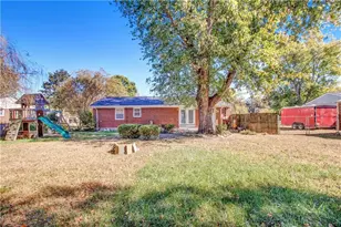 2624 Walnut Rd, Gainesville, GA 30506 - Photo 29