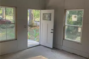 1066 Jessamine St, Macon, GA 31206 - Photo 3