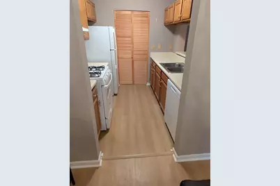 4362 Timberlake, Stone Mountain, GA 30083 - Photo 3