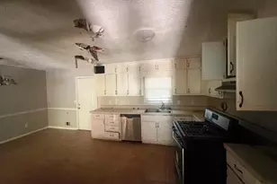 1508 Hillside Dr SE, Conyers, GA 30094 - Photo 3