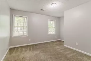 205 N Fayette Dr, Fayetteville, GA 30214 - Photo 27