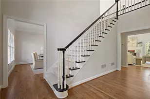 963 Bolingbrook Dr SW, Marietta, GA 30064 - Photo 7