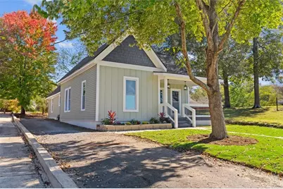 515 Woodlawn Avenue, Calhoun, GA 30701 - Photo 3