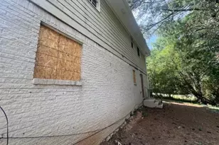 4063 Cornell Blvd SW, Atlanta, GA 30331 - Photo 11