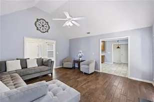 4704 Hanson Hills Ct, Gainesville, GA 30506 - Photo 9