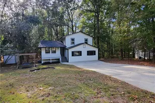 5406 Megan Rd, Stone Mountain, GA 30088 - Photo 3