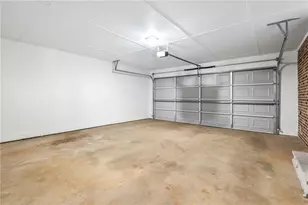 4889 Fairforest Dr, Stone Mountain, GA 30088 - Photo 39