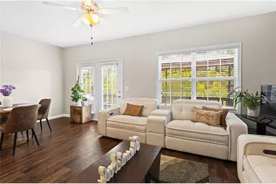 2462 Suwanee Pointe Drive, Lawrenceville, GA 30043 - Photo 17