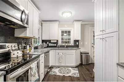 139 Myrtle Street, Toccoa, GA 30577 - Photo 9