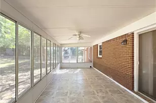 327 Travis St, Fayetteville, GA 30214 - Photo 29