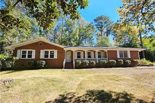 327 Travis St, Fayetteville, GA 30214 - Photo 1
