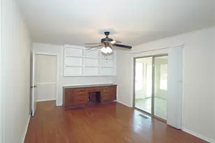 327 Travis St, Fayetteville, GA 30214 - Photo 15
