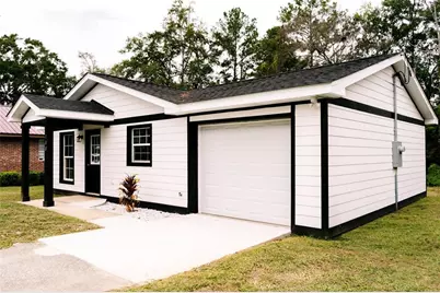 108 Crimson Circle, Thomasville, GA 31792 - Photo 3