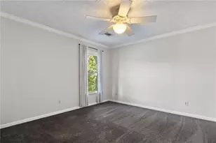 650 Corbin Lake Ct, Atlanta, GA 30350 - Photo 21