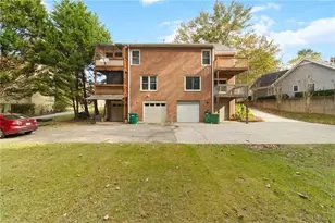 650 Corbin Lake Ct, Atlanta, GA 30350 - Photo 39