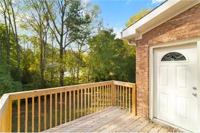 650 Corbin Lake Court, Atlanta, GA 30350 - Photo 31