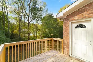 650 Corbin Lake Ct, Atlanta, GA 30350 - Photo 31