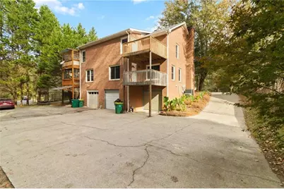 650 Corbin Lake Court, Atlanta, GA 30350 - Photo 37