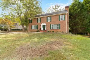 650 Corbin Lake Ct, Atlanta, GA 30350 - Photo 5