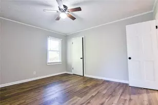 8196 Lakeview Dr SW, Covington, GA 30014 - Photo 17