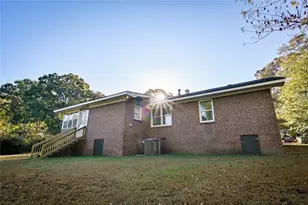 8196 Lakeview Dr SW, Covington, GA 30014 - Photo 43