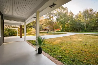 8196 Lakeview Drive SW, Covington, GA 30014 - Photo 5