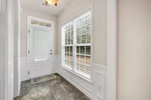 6420 Rockpoint Ln, Hoschton, GA 30548 - Photo 5