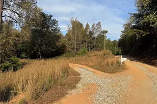 143 Lois Ln, Homer, GA 30547 - Photo 3