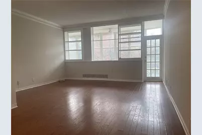 3060 Pharr Court North NW #123, Atlanta, GA 30305 - Photo 5