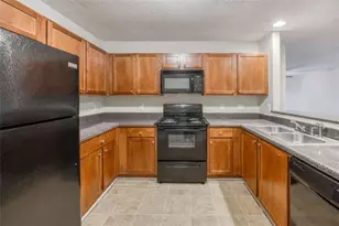 453 Tara Commons Cir, Loganville, GA 30052 - Photo 9