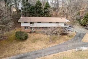 1036 Wooten Lake Rd NW, Kennesaw, GA 30144 - Photo 3