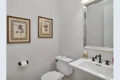 930 Champney, Saint Simons, GA 31522 - Photo 33