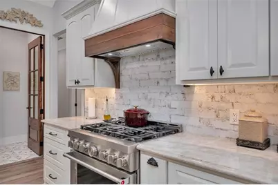 930 Champney, Saint Simons, GA 31522 - Photo 19