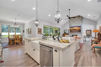 930 Champney, Saint Simons, GA 31522 - Photo 17