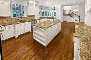 5919 Heritage Ln, Stone Mountain, GA 30087 - Photo 13