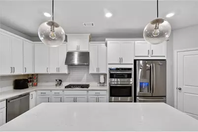 1820 Wellston Drive, Lawrenceville, GA 30043 - Photo 9