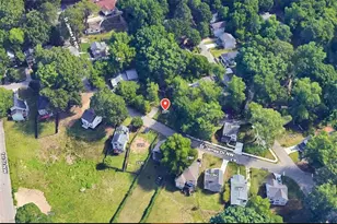 2371 St James Dr NW, Atlanta, GA 30318 - Photo 3