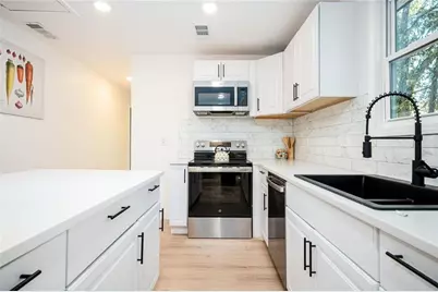 419 Mount Zion Road SW, Hapeville, GA 30354 - Photo 13