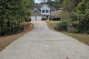 713 Baugh Springs Ln, Lawrenceville, GA 30044 - Photo 5