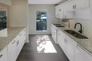 1405 Cumberland Ct SE, Smyrna, GA 30080 - Photo 3