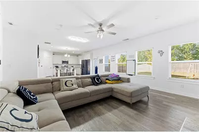 1742 Weatherbrook Circle, Lawrenceville, GA 30043 - Photo 7