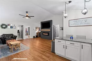 3675 Rosedale Cir, Gainesville, GA 30506 - Photo 5