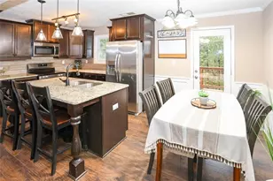 3711 Rambling Woods Dr, Loganville, GA 30052 - Photo 11