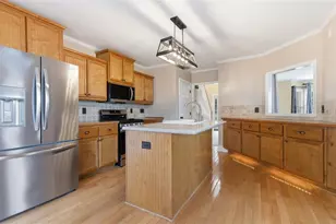 2521 Gabriel Way NW, Kennesaw, GA 30152 - Photo 9