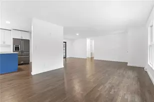 393 Chicopee Dr NE, Marietta, GA 30060 - Photo 9