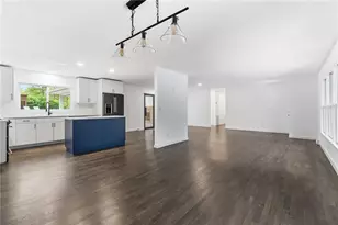 393 Chicopee Dr NE, Marietta, GA 30060 - Photo 11