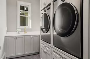 1323 N Highland Ave NE, Atlanta, GA 30306 - Photo 29