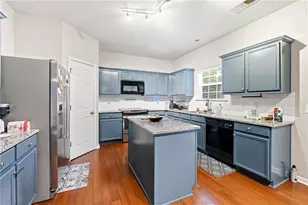 6380 Polar Fox Ct, Riverdale, GA 30296 - Photo 5