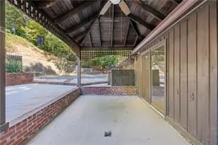 7080 Riverside Dr, Atlanta, GA 30328 - Photo 37