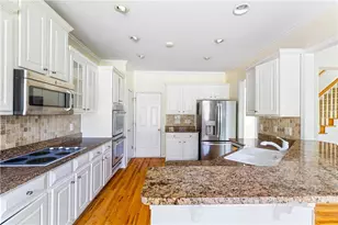 1355 Chattahoochee Run Dr, Suwanee, GA 30024 - Photo 11